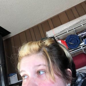 Meet your Posher, Lillian